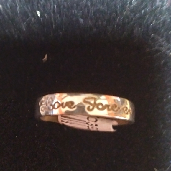 $10 925 Sterling Silver "Love Forever" engraved size 7 Ring πβ₯ - Picture 2 of 11